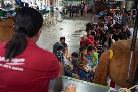 brgy rincon valenzuela|Valenzuela, QC LGUs evacuate families affected by flood.